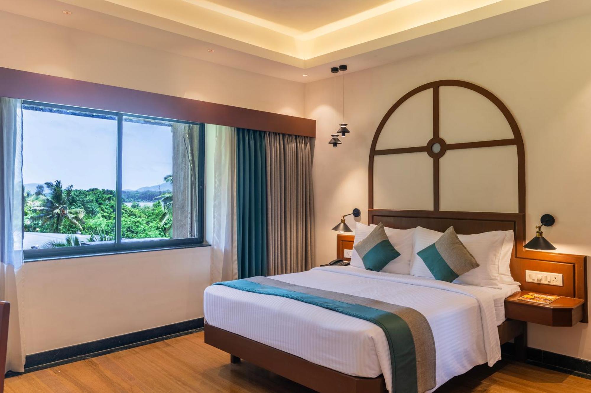 Sterling Karwar Hotel Eksteriør billede