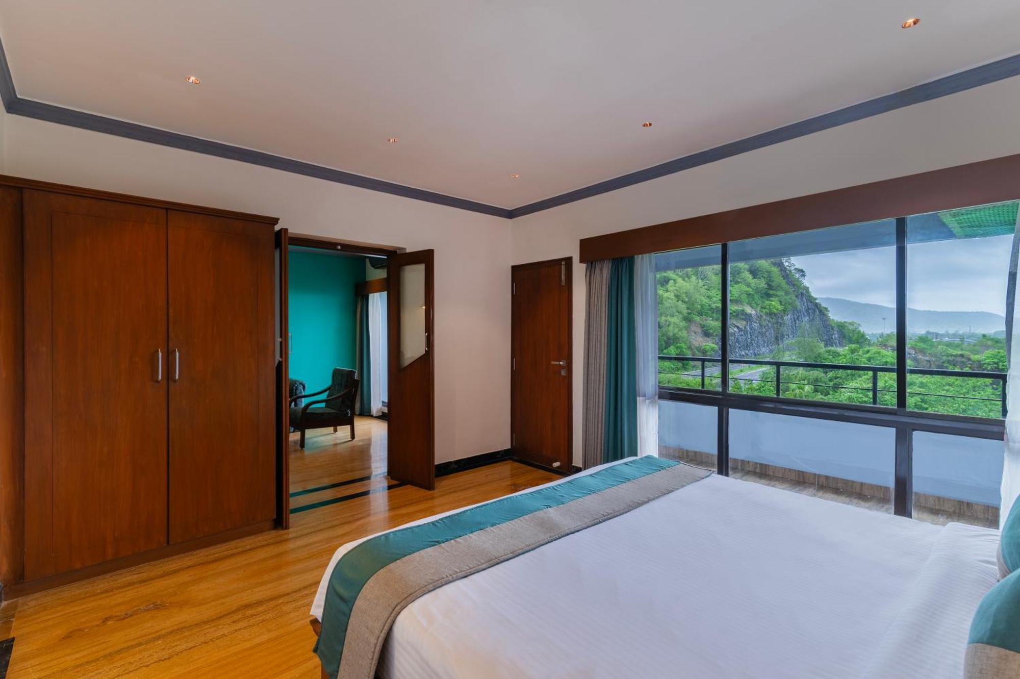 Sterling Karwar Hotel Eksteriør billede