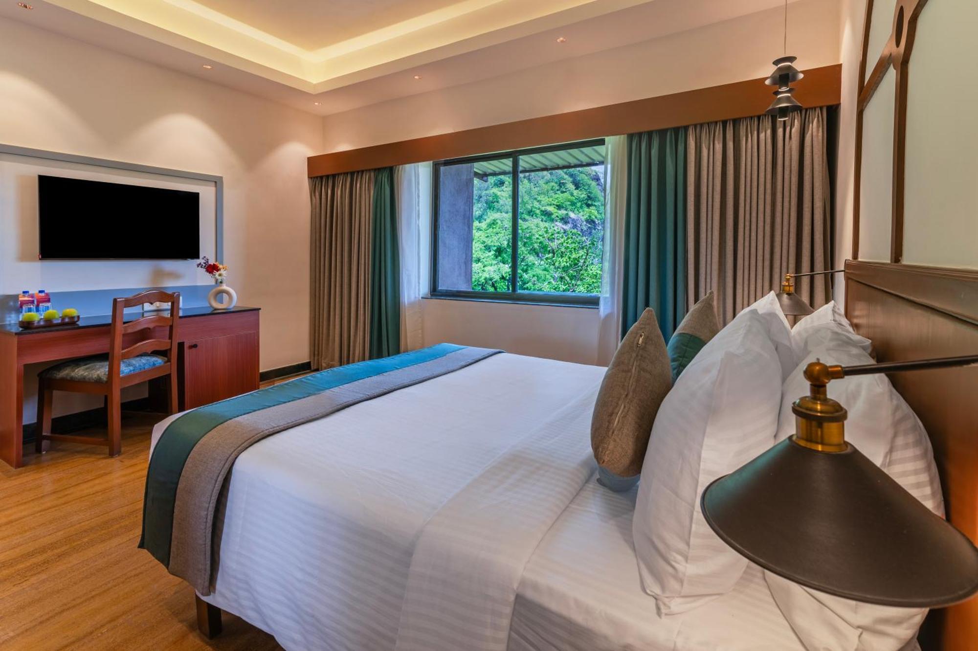 Sterling Karwar Hotel Eksteriør billede
